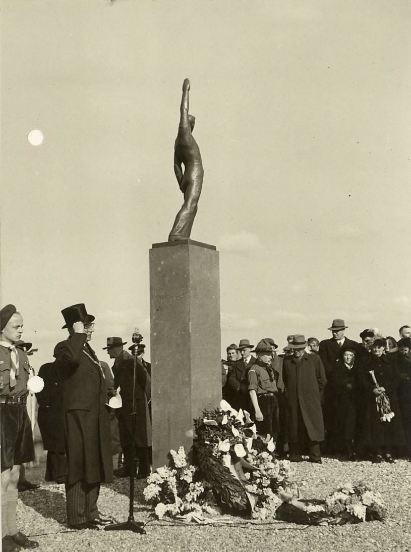 {3E6F7912-FB8F-11DF-9E4D-523BC2E286E2}_0