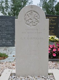 Oorlogsgraf Haarlemmerliede 4